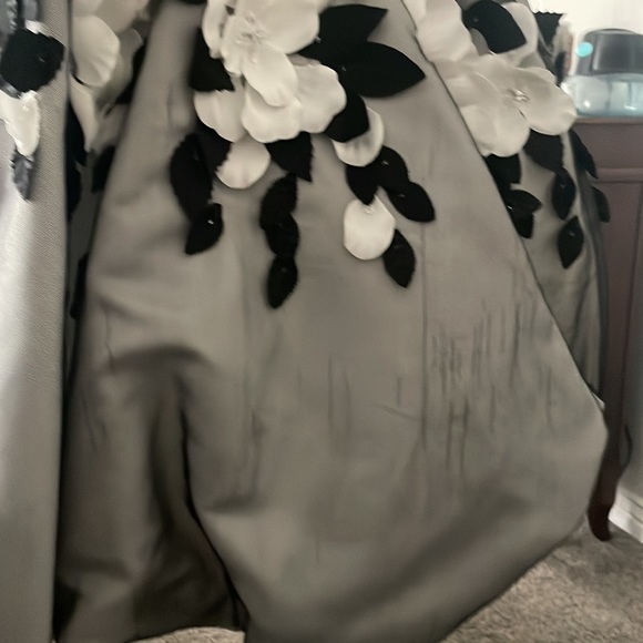 Joan Calabrese Special Occasion dress - Picture 3 of 3